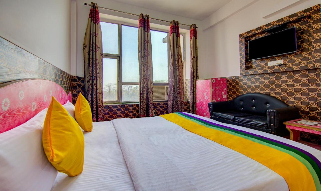 Itsy Hotels Satya Shree Катра Екстер'єр фото