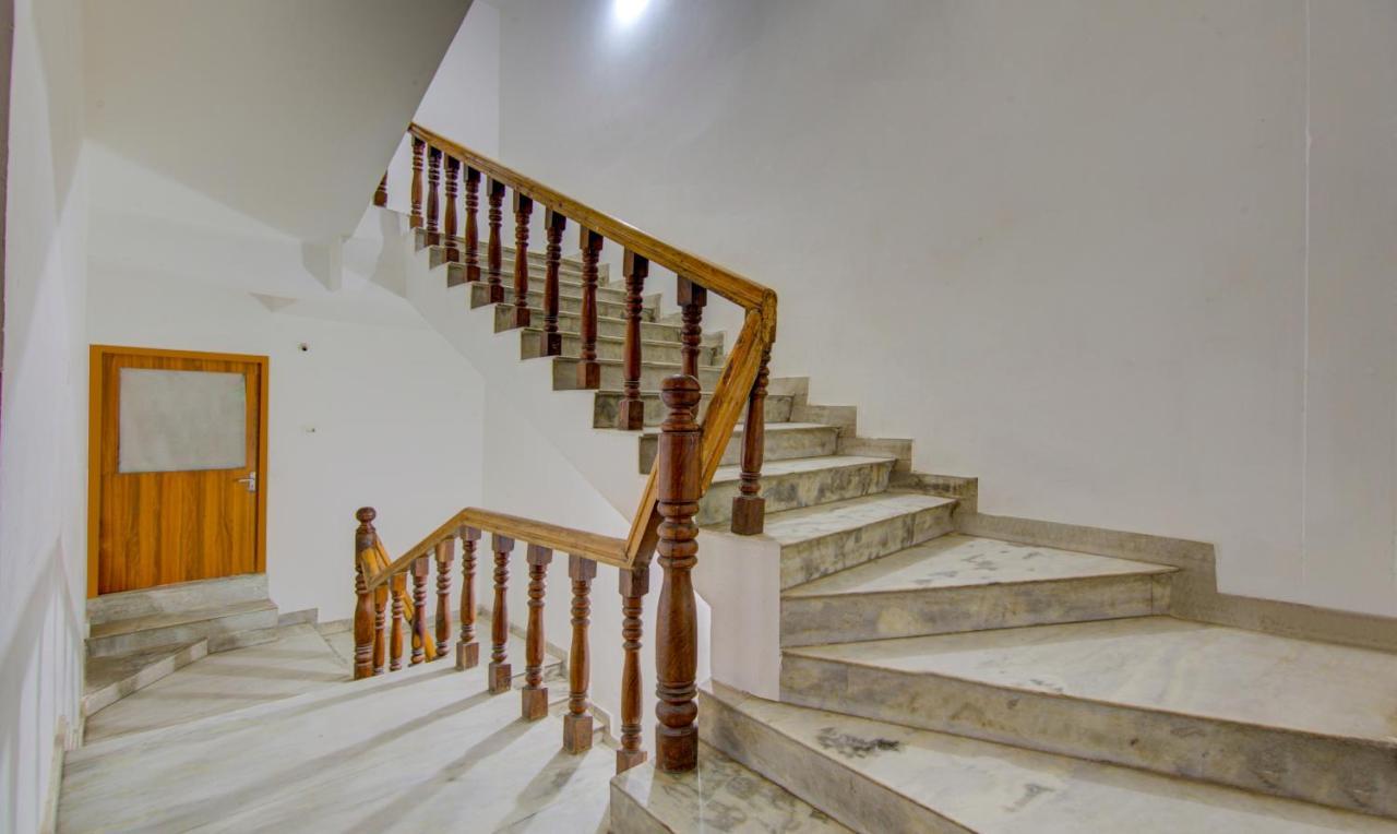 Itsy Hotels Satya Shree Катра Екстер'єр фото